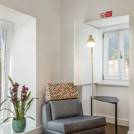 By The River 1 By Dream شقة *