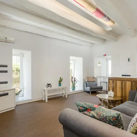 By The River 1 By Dream شقة